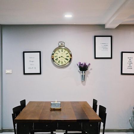Baan Noppadol Aparthotel Bangkok Eksteriør bilde
